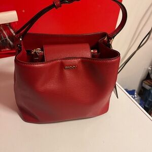 DNKY Bryant small bucket bag